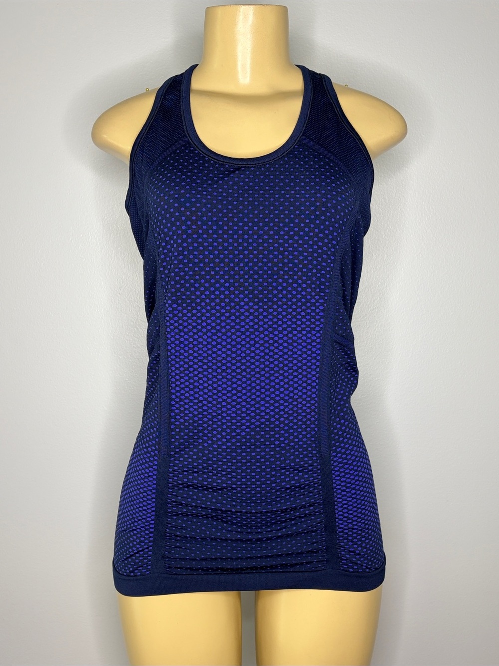 Athleta Women's Navy Blue Racerback Workout Tank Size M - Picture 4 of 5